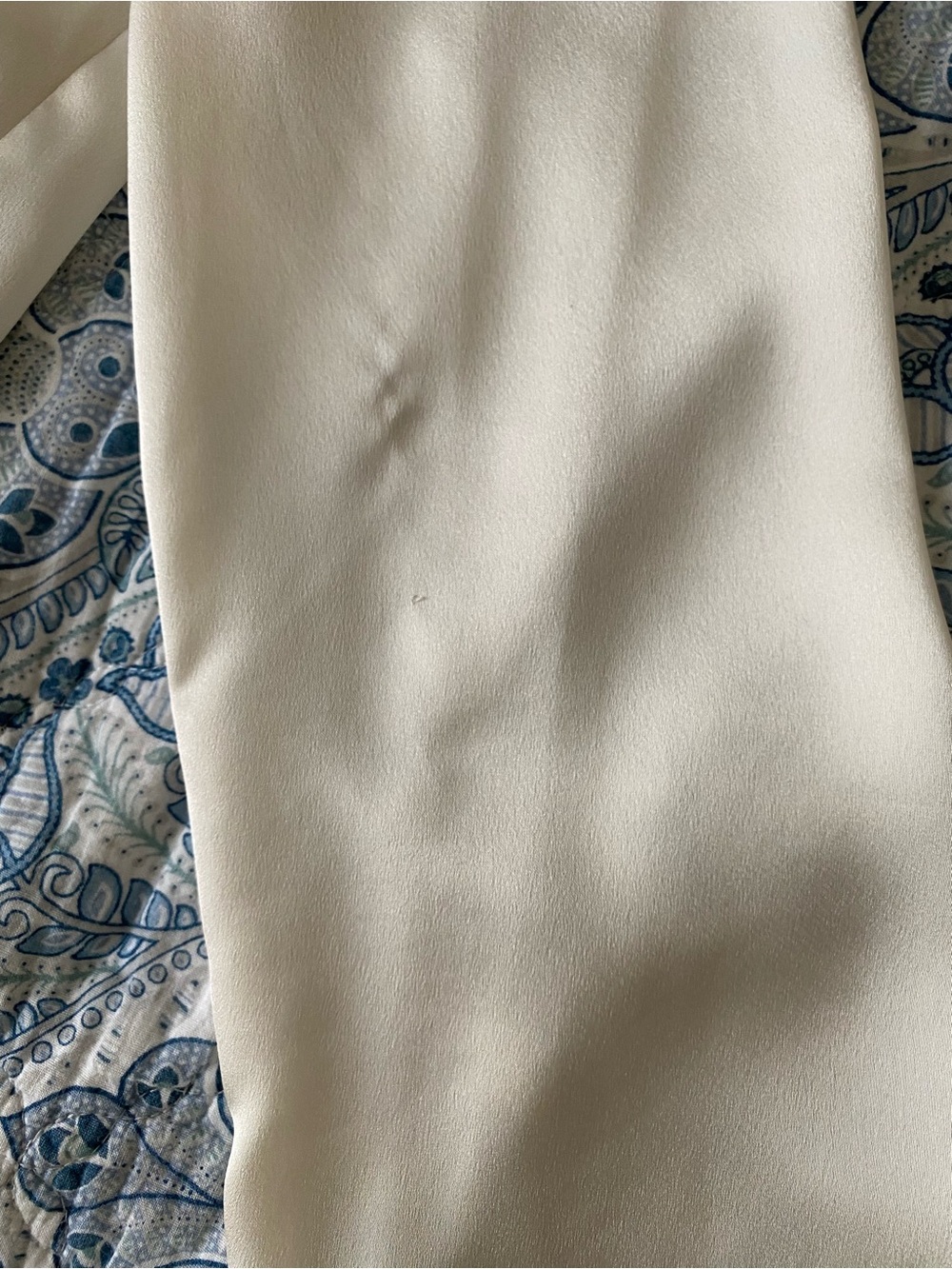 Laundry by Shelli Segal Ivory Tie-Neck Blouse - Picture 6 of 10